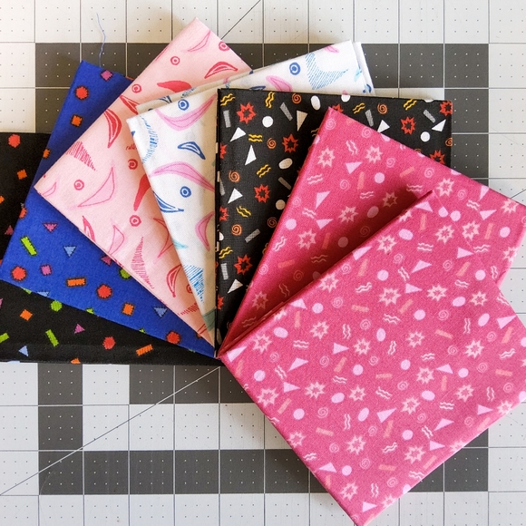 Cotton Quilting Craft Fabric Fat Quarter 90s Novelty Geometric Pink Green Blue - Picture 3 of 6